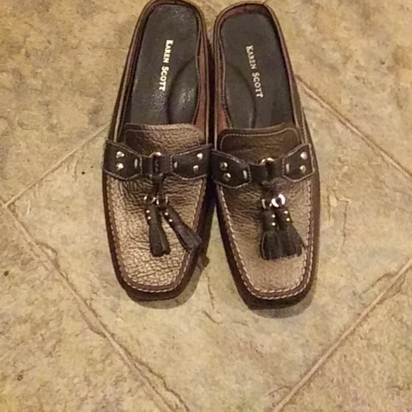 Shoes - Picture 4 of 4